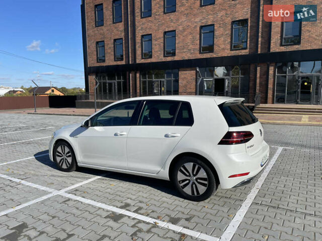Белый Фольксваген e-Golf, объемом двигателя 0 л и пробегом 89 тыс. км за 14700 $, фото 19 на Automoto.ua
