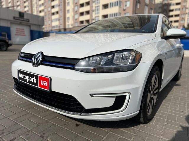 Білий Фольксваген e-Golf, об'ємом двигуна 0 л та пробігом 33 тис. км за 16490 $, фото 8 на Automoto.ua