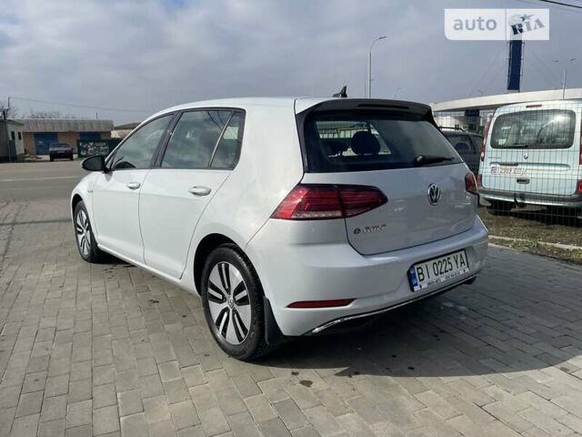 Білий Фольксваген e-Golf, об'ємом двигуна 0 л та пробігом 140 тис. км за 15200 $, фото 4 на Automoto.ua