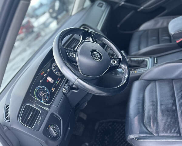 Білий Фольксваген e-Golf, об'ємом двигуна 0 л та пробігом 169 тис. км за 11900 $, фото 2 на Automoto.ua