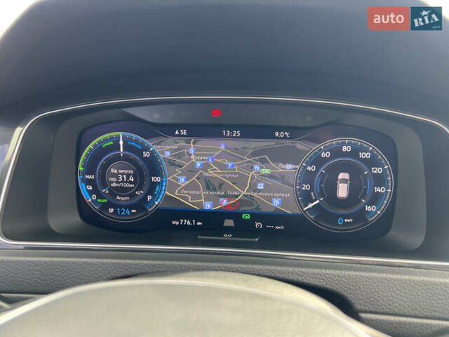 Білий Фольксваген e-Golf, об'ємом двигуна 0 л та пробігом 83 тис. км за 12800 $, фото 25 на Automoto.ua