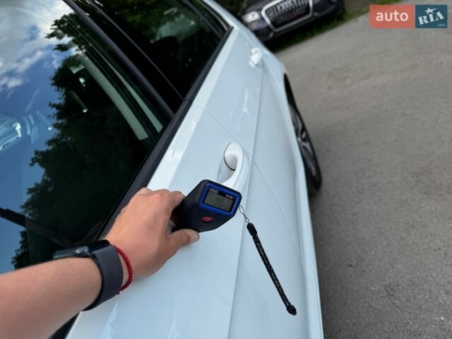 Білий Фольксваген e-Golf, об'ємом двигуна 0 л та пробігом 119 тис. км за 12800 $, фото 31 на Automoto.ua