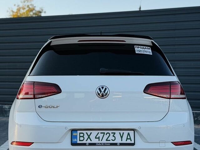 Белый Фольксваген e-Golf, объемом двигателя 0 л и пробегом 132 тыс. км за 12300 $, фото 10 на Automoto.ua