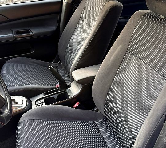 Белый Фольксваген e-Golf, объемом двигателя 0 л и пробегом 137 тыс. км за 13200 $, фото 13 на Automoto.ua