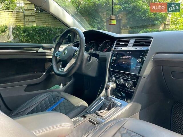 Білий Фольксваген e-Golf, об'ємом двигуна 0 л та пробігом 110 тис. км за 13530 $, фото 14 на Automoto.ua