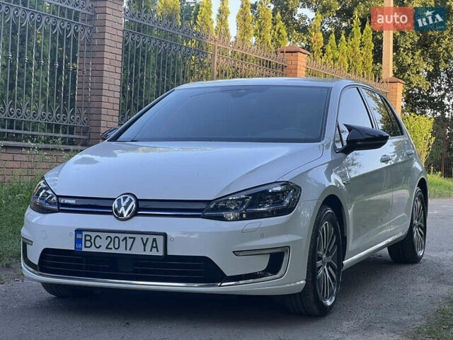Білий Фольксваген e-Golf, об'ємом двигуна 0 л та пробігом 74 тис. км за 15200 $, фото 15 на Automoto.ua