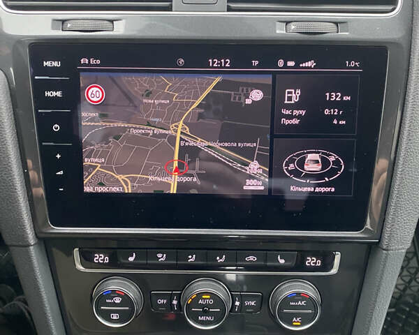 Білий Фольксваген e-Golf, об'ємом двигуна 0 л та пробігом 127 тис. км за 17000 $, фото 18 на Automoto.ua