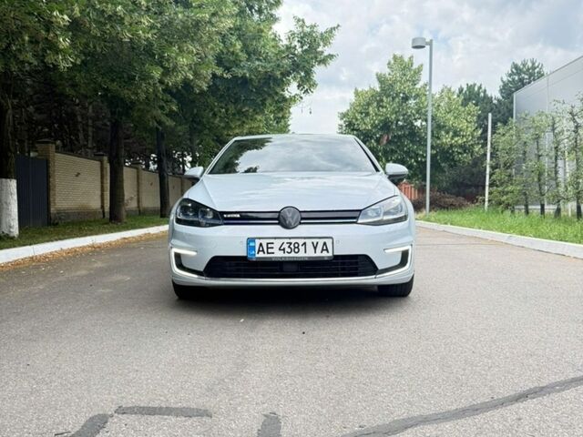 Білий Фольксваген e-Golf, об'ємом двигуна 0 л та пробігом 184 тис. км за 13600 $, фото 2 на Automoto.ua