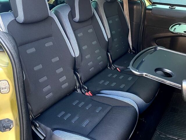 Белый Фольксваген e-Golf, объемом двигателя 0 л и пробегом 137 тыс. км за 13200 $, фото 29 на Automoto.ua