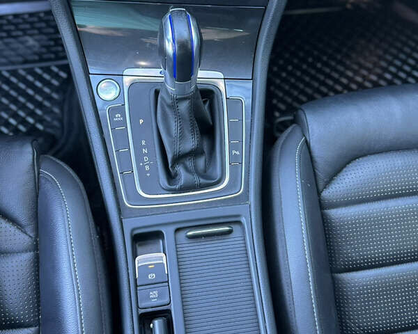 Білий Фольксваген e-Golf, об'ємом двигуна 0 л та пробігом 197 тис. км за 11999 $, фото 14 на Automoto.ua