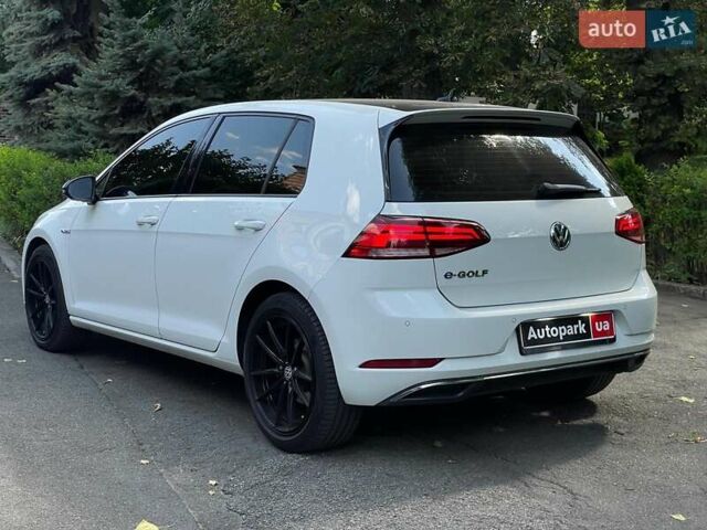 Білий Фольксваген e-Golf, об'ємом двигуна 0 л та пробігом 110 тис. км за 13530 $, фото 6 на Automoto.ua