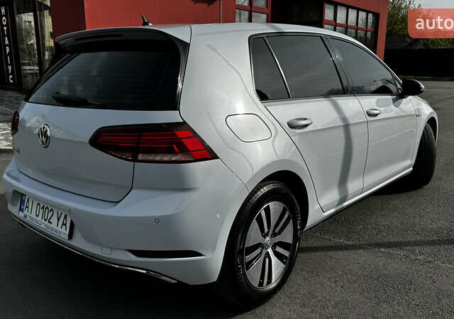 Белый Фольксваген e-Golf, объемом двигателя 0 л и пробегом 78 тыс. км за 14000 $, фото 3 на Automoto.ua