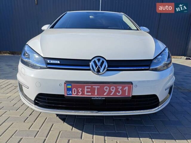 Білий Фольксваген e-Golf, об'ємом двигуна 0 л та пробігом 96 тис. км за 13150 $, фото 2 на Automoto.ua
