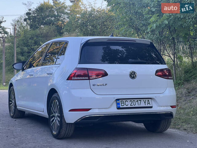 Білий Фольксваген e-Golf, об'ємом двигуна 0 л та пробігом 74 тис. км за 15200 $, фото 9 на Automoto.ua