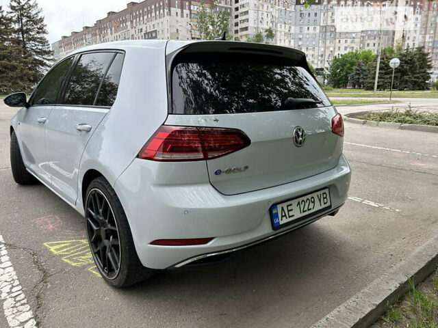 Білий Фольксваген e-Golf, об'ємом двигуна 0 л та пробігом 75 тис. км за 14500 $, фото 9 на Automoto.ua