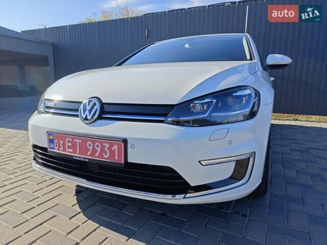 Білий Фольксваген e-Golf, об'ємом двигуна 0 л та пробігом 96 тис. км за 13150 $, фото 3 на Automoto.ua
