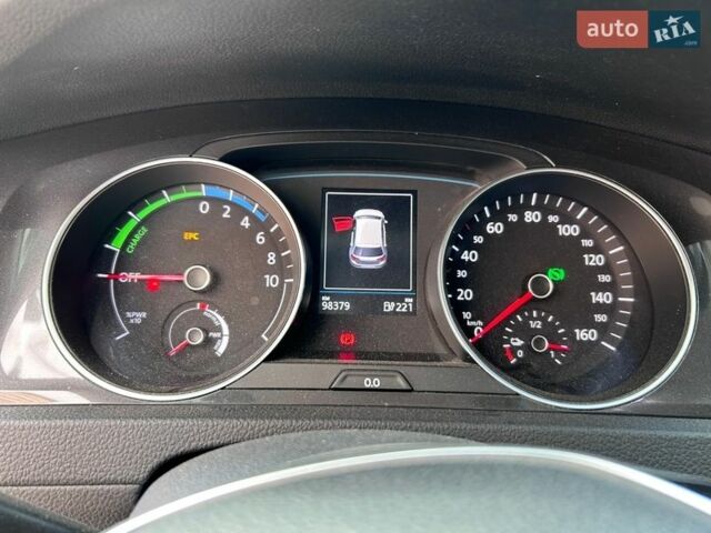 Білий Фольксваген e-Golf, об'ємом двигуна 0 л та пробігом 99 тис. км за 14500 $, фото 1 на Automoto.ua