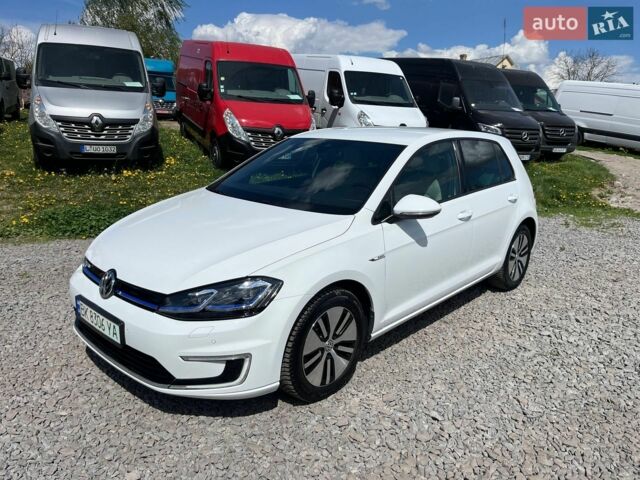 Білий Фольксваген e-Golf, об'ємом двигуна 0 л та пробігом 135 тис. км за 14690 $, фото 8 на Automoto.ua