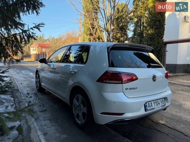 Білий Фольксваген e-Golf, об'ємом двигуна 0 л та пробігом 94 тис. км за 15100 $, фото 17 на Automoto.ua