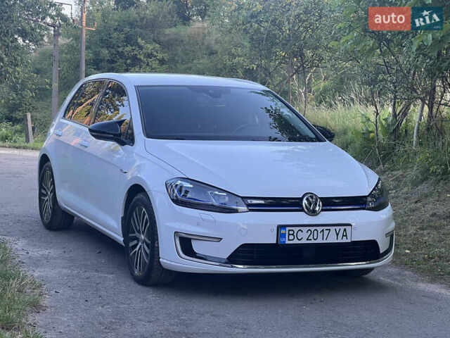 Білий Фольксваген e-Golf, об'ємом двигуна 0 л та пробігом 74 тис. км за 15200 $, фото 10 на Automoto.ua