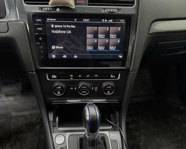 Білий Фольксваген e-Golf, об'ємом двигуна 0 л та пробігом 76 тис. км за 12499 $, фото 8 на Automoto.ua