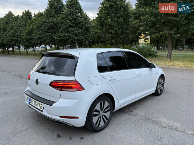 Белый Фольксваген e-Golf, объемом двигателя 0 л и пробегом 128 тыс. км за 13100 $, фото 6 на Automoto.ua
