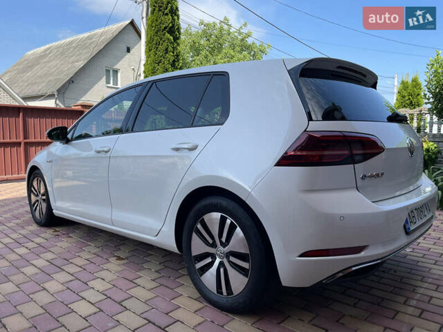 Белый Фольксваген e-Golf, объемом двигателя 0 л и пробегом 90 тыс. км за 14699 $, фото 11 на Automoto.ua