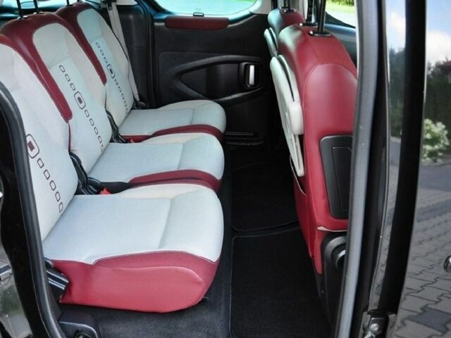 Белый Фольксваген e-Golf, объемом двигателя 0 л и пробегом 137 тыс. км за 13200 $, фото 8 на Automoto.ua