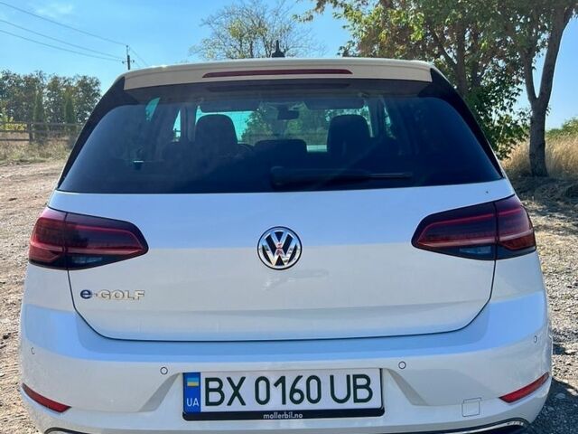 Білий Фольксваген e-Golf, об'ємом двигуна 0 л та пробігом 61 тис. км за 14999 $, фото 7 на Automoto.ua