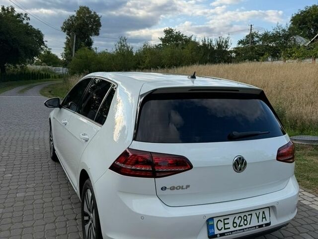 Білий Фольксваген e-Golf, об'ємом двигуна 0 л та пробігом 109 тис. км за 11000 $, фото 6 на Automoto.ua