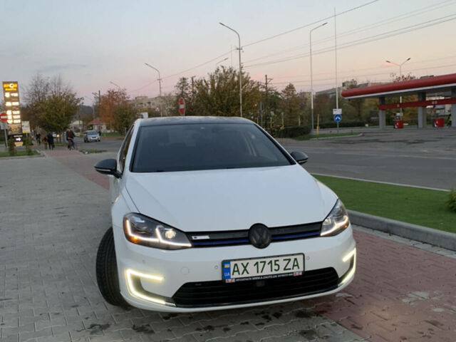 Білий Фольксваген e-Golf, об'ємом двигуна 0 л та пробігом 178 тис. км за 13000 $, фото 3 на Automoto.ua