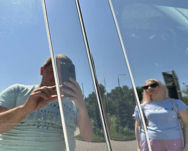 Белый Фольксваген e-Golf, объемом двигателя 0 л и пробегом 20 тыс. км за 15500 $, фото 25 на Automoto.ua