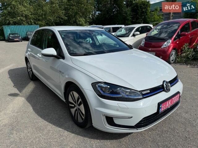 Белый Фольксваген e-Golf, объемом двигателя 0 л и пробегом 165 тыс. км за 12000 $, фото 3 на Automoto.ua