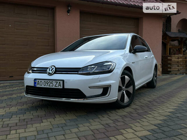 Білий Фольксваген e-Golf, об'ємом двигуна 0 л та пробігом 89 тис. км за 16999 $, фото 27 на Automoto.ua