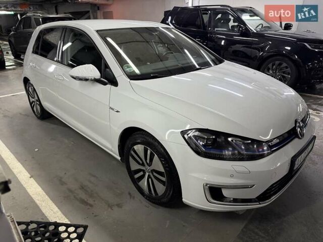 Білий Фольксваген e-Golf, об'ємом двигуна 0 л та пробігом 77 тис. км за 11000 $, фото 6 на Automoto.ua