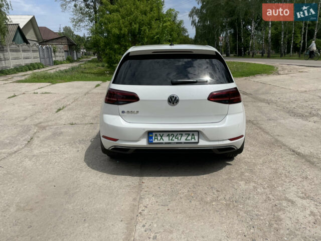 Білий Фольксваген e-Golf, об'ємом двигуна 0 л та пробігом 142 тис. км за 13999 $, фото 3 на Automoto.ua