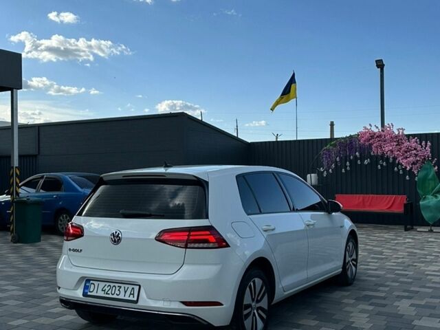 Білий Фольксваген e-Golf, об'ємом двигуна 0 л та пробігом 173 тис. км за 12499 $, фото 4 на Automoto.ua