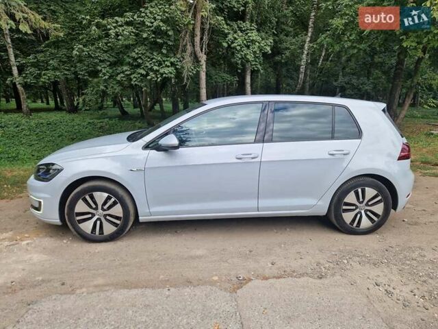 Білий Фольксваген e-Golf, об'ємом двигуна 0 л та пробігом 97 тис. км за 12950 $, фото 16 на Automoto.ua
