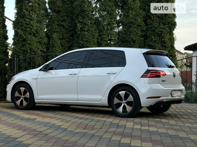 Білий Фольксваген e-Golf, об'ємом двигуна 0 л та пробігом 89 тис. км за 16999 $, фото 11 на Automoto.ua