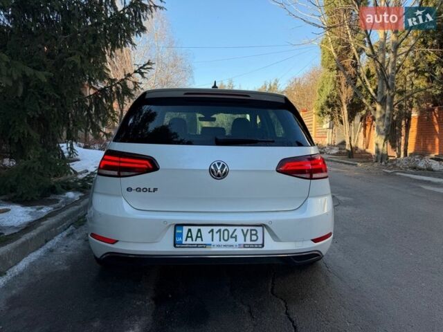 Білий Фольксваген e-Golf, об'ємом двигуна 0 л та пробігом 94 тис. км за 15800 $, фото 11 на Automoto.ua