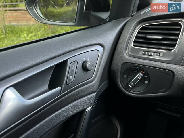 Білий Фольксваген e-Golf, об'ємом двигуна 0 л та пробігом 74 тис. км за 15200 $, фото 21 на Automoto.ua