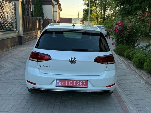 Білий Фольксваген e-Golf, об'ємом двигуна 0 л та пробігом 105 тис. км за 12500 $, фото 3 на Automoto.ua