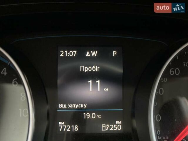 Белый Фольксваген e-Golf, объемом двигателя 0 л и пробегом 77 тыс. км за 13900 $, фото 9 на Automoto.ua