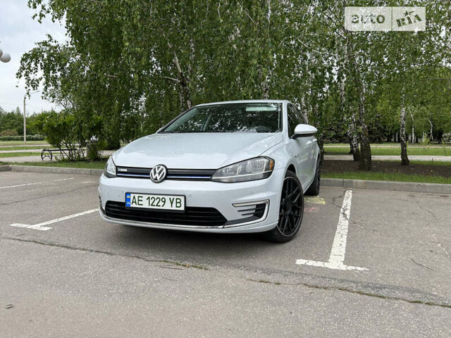 Білий Фольксваген e-Golf, об'ємом двигуна 0 л та пробігом 75 тис. км за 14500 $, фото 2 на Automoto.ua