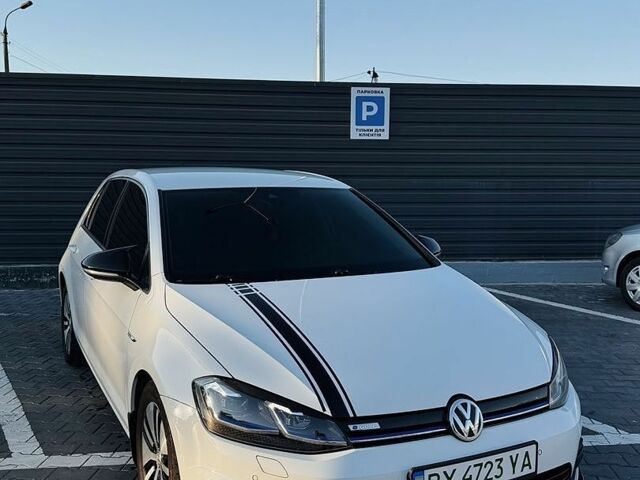 Белый Фольксваген e-Golf, объемом двигателя 0 л и пробегом 132 тыс. км за 12300 $, фото 5 на Automoto.ua