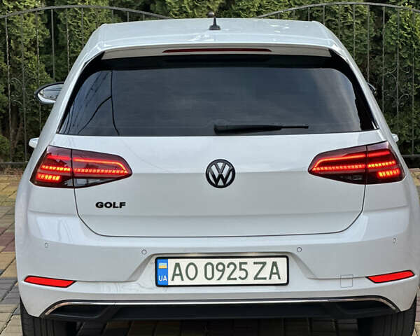 Білий Фольксваген e-Golf, об'ємом двигуна 0 л та пробігом 89 тис. км за 16999 $, фото 23 на Automoto.ua