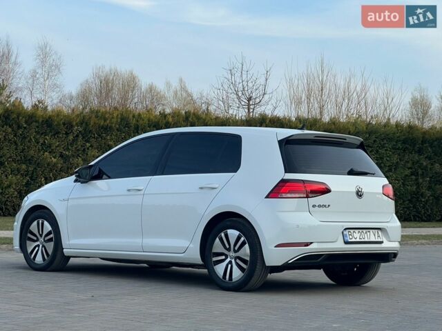 Білий Фольксваген e-Golf, об'ємом двигуна 0 л та пробігом 79 тис. км за 15200 $, фото 19 на Automoto.ua
