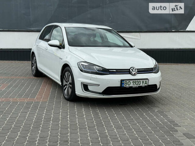 Білий Фольксваген e-Golf, об'ємом двигуна 0 л та пробігом 127 тис. км за 13999 $, фото 11 на Automoto.ua