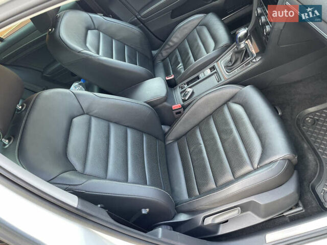 Белый Фольксваген e-Golf, объемом двигателя 0 л и пробегом 89 тыс. км за 14700 $, фото 24 на Automoto.ua