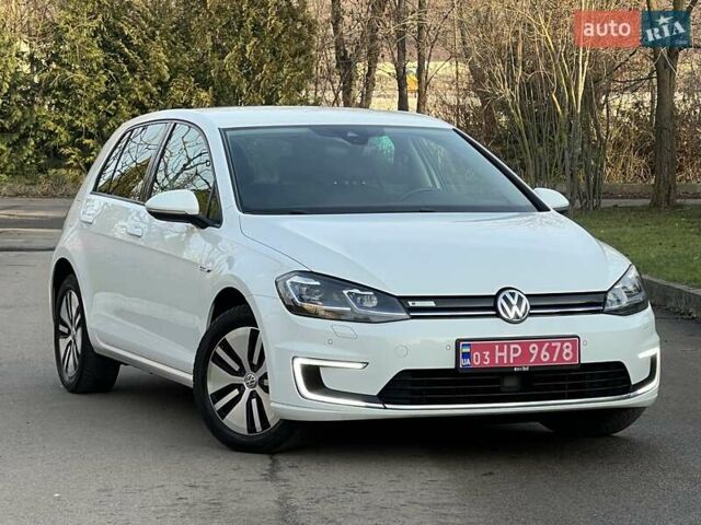 Белый Фольксваген e-Golf, объемом двигателя 0 л и пробегом 129 тыс. км за 11950 $, фото 10 на Automoto.ua